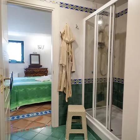 - Diffuso Bed & Breakfast