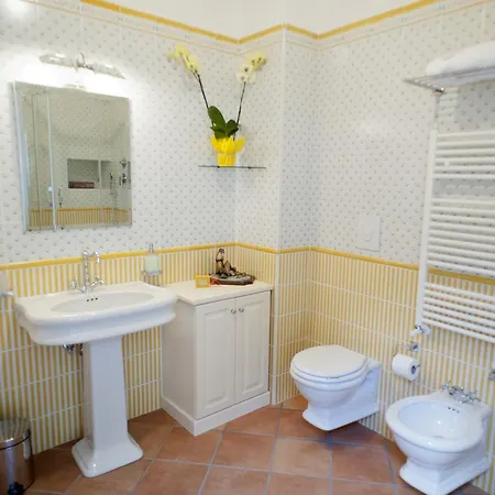 Bed & Breakfast - Diffuso 4*