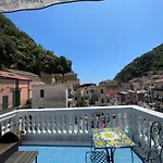 - Diffuso Bed & Breakfast 3*