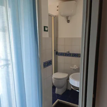 - Diffuso Bed & Breakfast