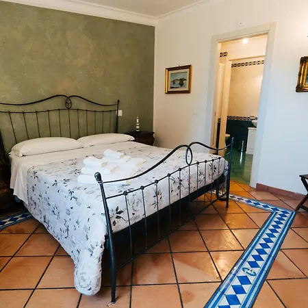 - Diffuso Bed & Breakfast 3*