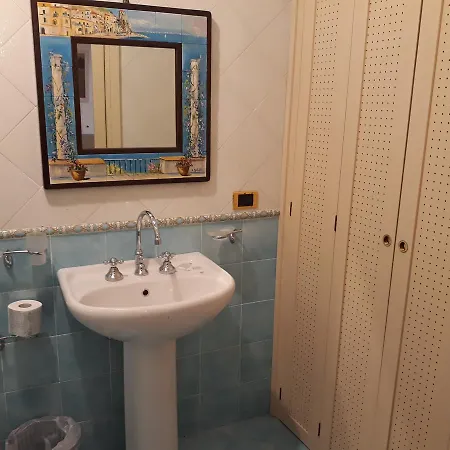 ベッド・アンド・ブレックファスト - Diffuso