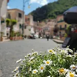 - Diffuso Bed and Breakfast Cetara