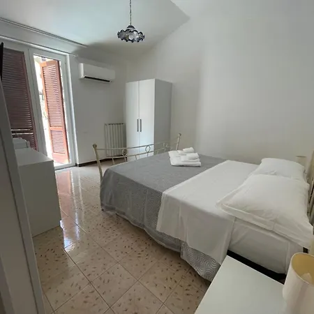 - Diffuso Bed & Breakfast *