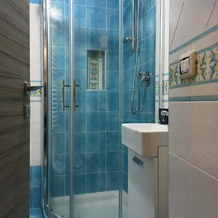 - Diffuso Bed & Breakfast *